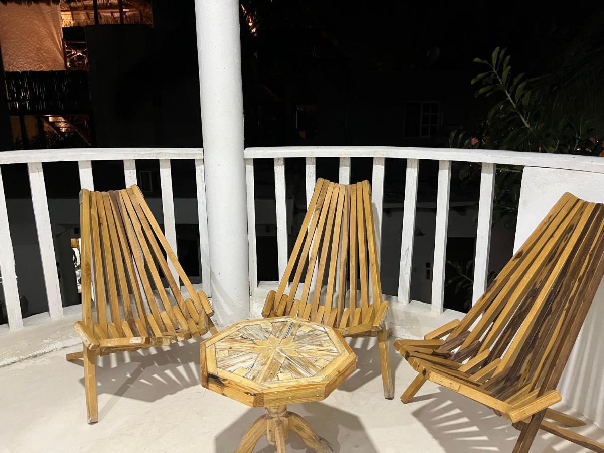 Casa Los Abuelos Isla Holbox ภายนอก รูปภาพ